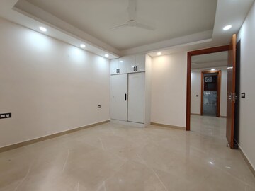 Room in 3 BHK Builder Floor at Freedom Fighters Enclave – for Rent