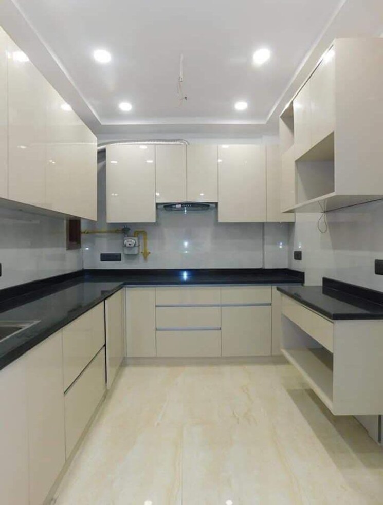 Kitchen, freedom fighters enclave 3 Bedroom 1700 Sq.Ft. Builder Floor In Freedom Fighters Enclave Delhi 9023256