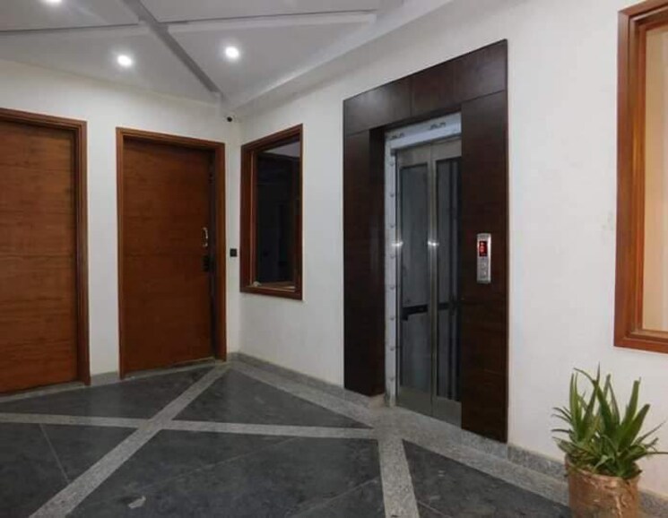 Room, freedom fighters enclave 3 Bedroom 1700 Sq.Ft. Builder Floor In Freedom Fighters Enclave Delhi 9023256