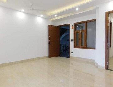Room in 3 BHK Builder Floor at Freedom Fighters Enclave – for Rent