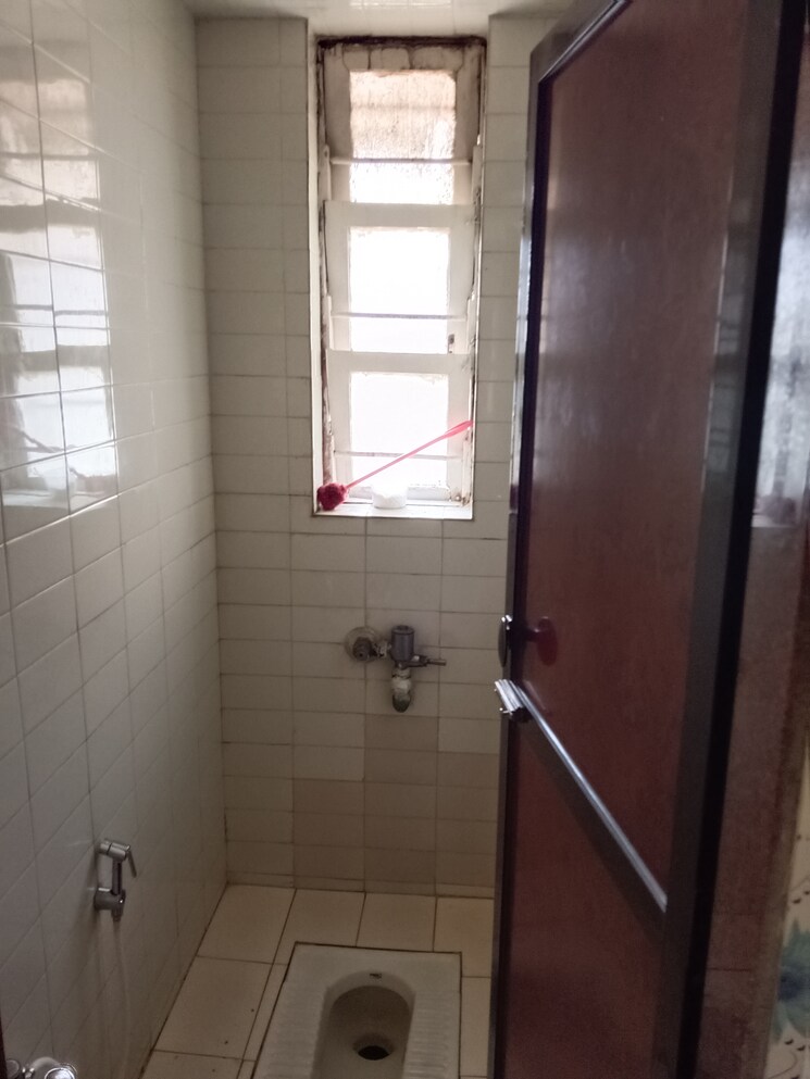 Bathroom, new-gitanjali-chs 1 Bedroom 350 Sq.Ft. Apartment In Malad East Mumbai 9023277