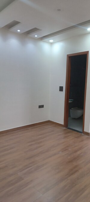 Bedroom in 2 BHK Builder Floor at Shastri Nagar – for Sale