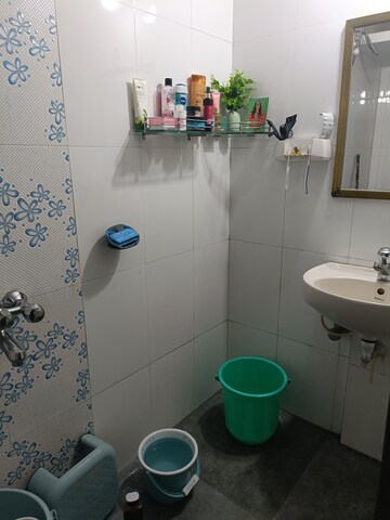 Bathroom in  Pg at Santacruz East – for Rent