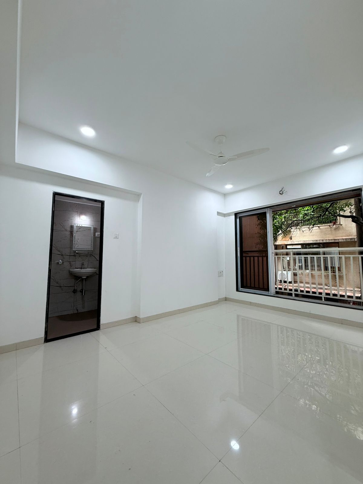 1 BHK + Extra Room Apartment For Rent in Goregaon West View CHS