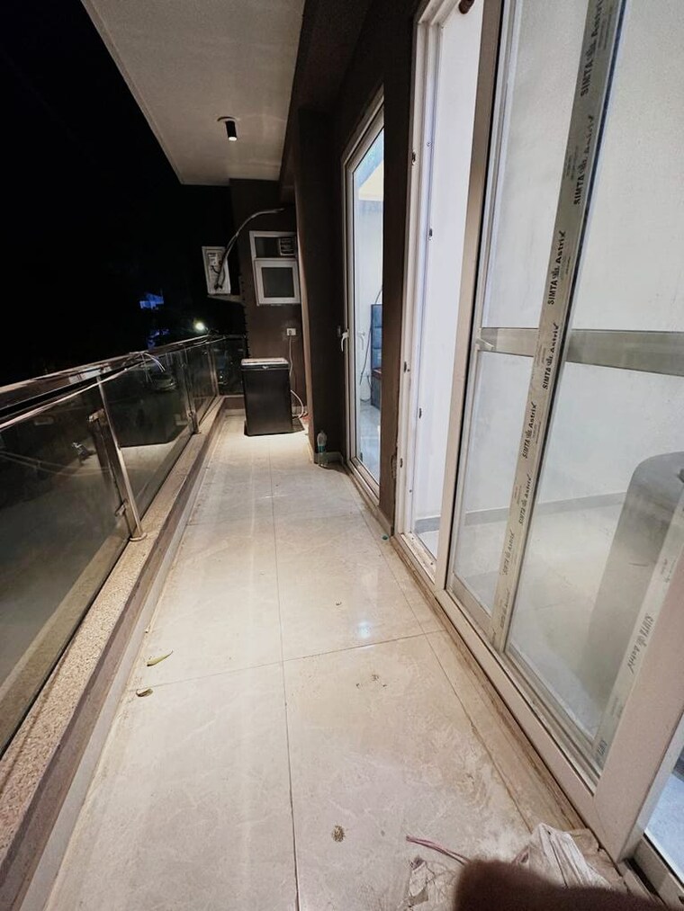 Balcony, freedom fighters enclave 3 Bedroom 1700 Sq.Ft. Builder Floor In Freedom Fighters Enclave Delhi 9023300