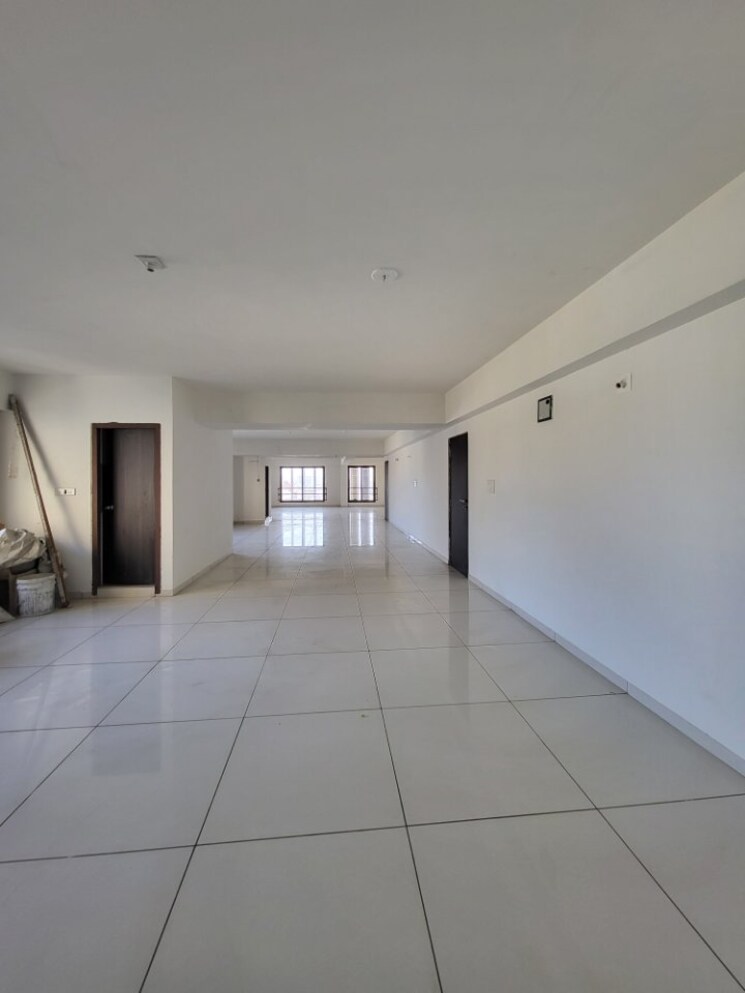 Exterior View, naranpura Commercial Office Space 1400 Sq.Ft. In Naranpura Ahmedabad 9023298