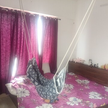 Room in 2 BHK Apartment at Basileo Apartment, Pimple Gurav – for Rent