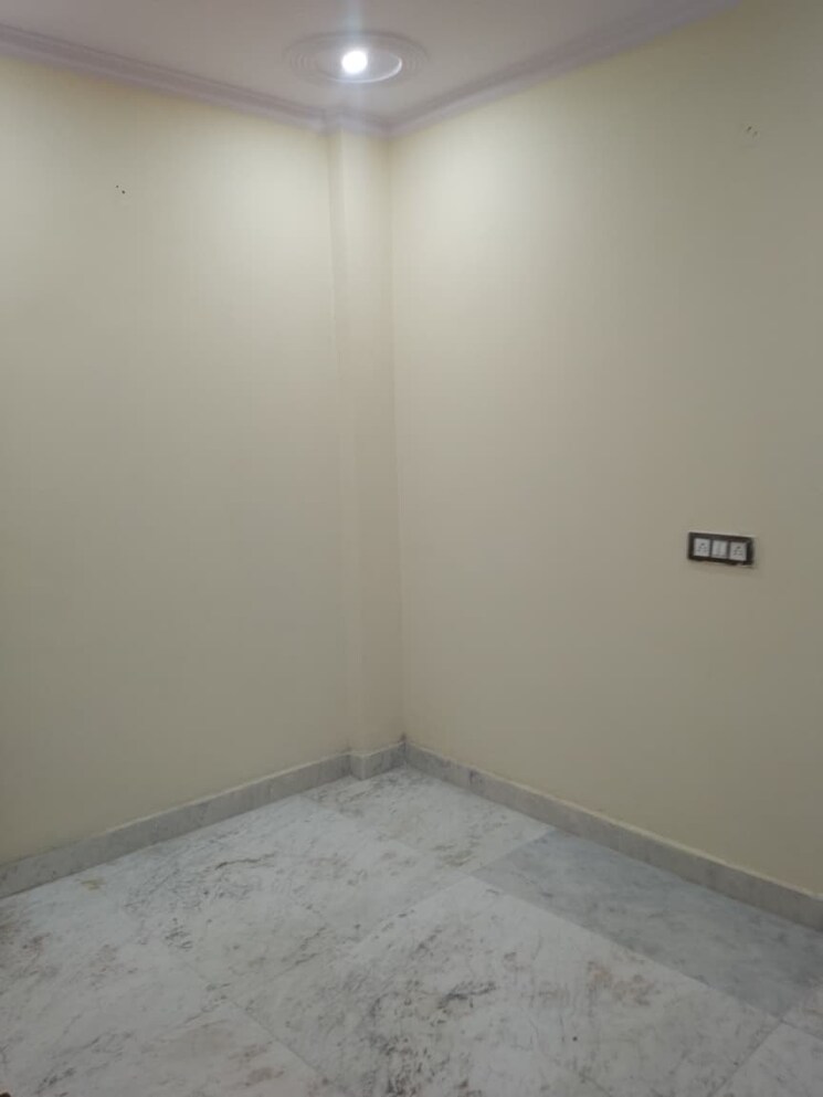 Living Room, shastri nagar 2.5 Bedroom 950 Sq.Ft. Builder Floor In Shastri Nagar Delhi 9023307