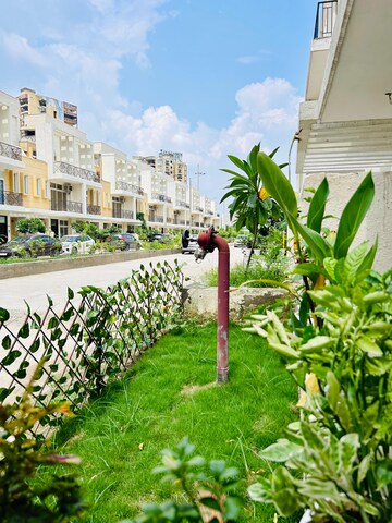 4 BHK Villa – Exterior View View at Panchsheel Villas, Sector 16 Greater Noida - for Sale