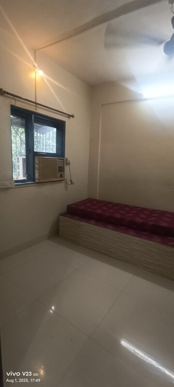 Room in 1 BHK Apartment at Sankalp Siddhi Society, Malad East – for Rent