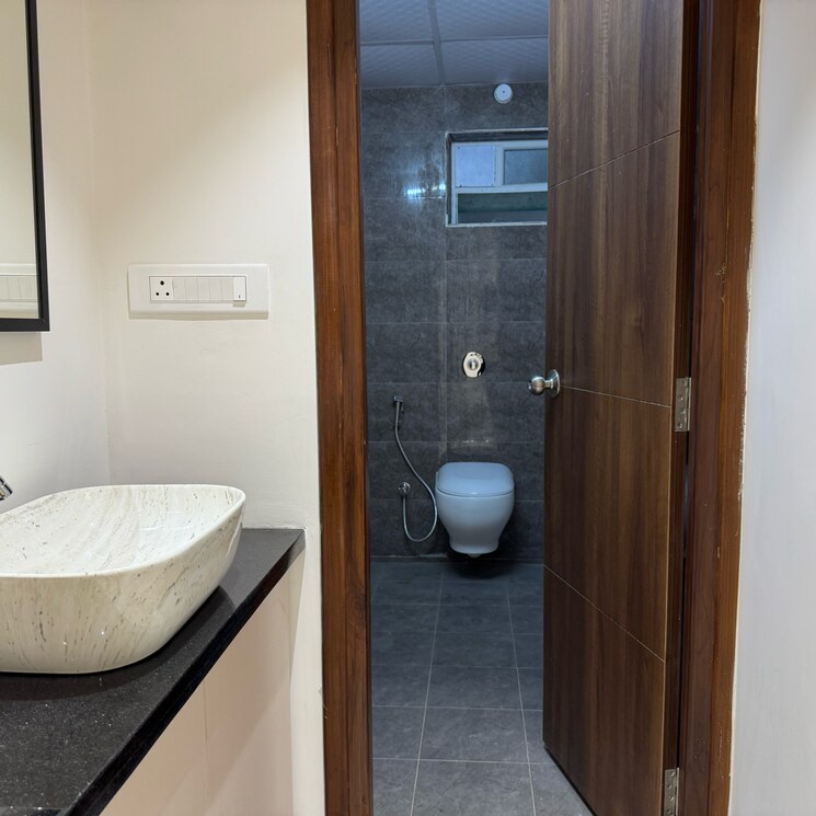 Bathroom, kokapet-one 3.5 Bedroom 2500 Sq.Ft. Apartment In Gandipet Hyderabad 9023374
