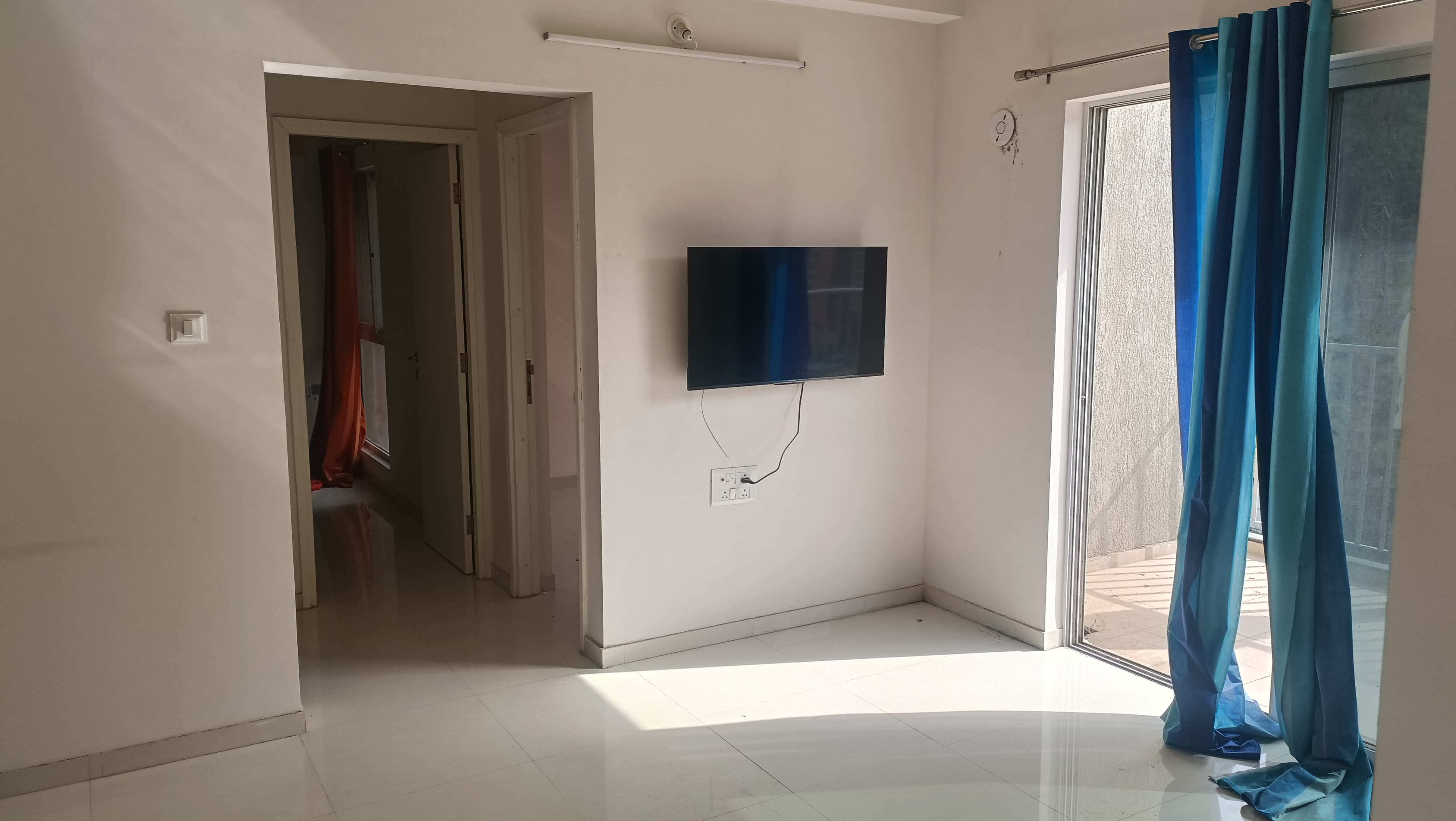 2 BHK + Pooja Room Apartment For Rent in Godrej Hillside 2