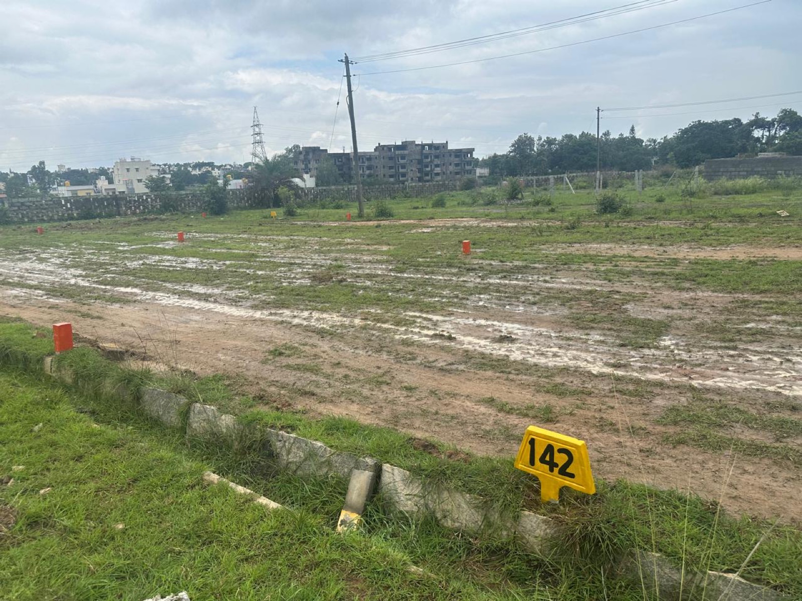 Plot For Sale in Surya I Splendour