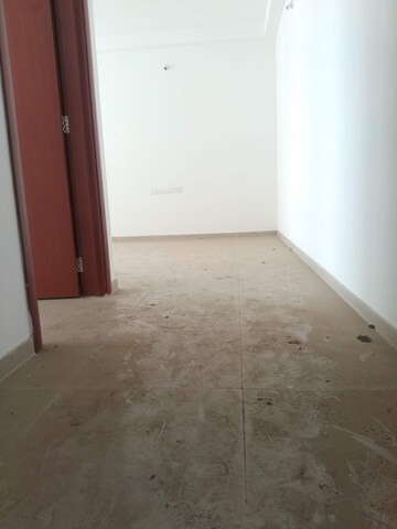 Room in 3 BHK Apartment at Kolte Patil Life Republic, Hinjewadi – for Rent