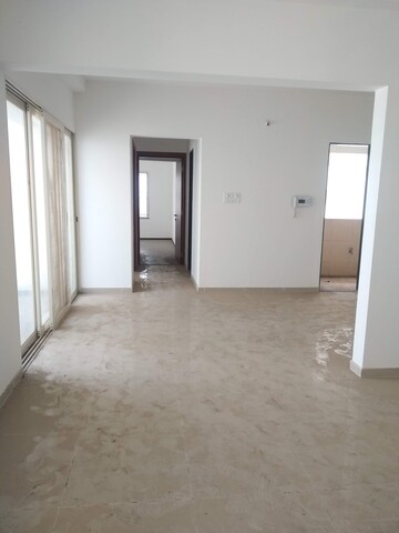 Room in 3 BHK Apartment at Kolte Patil Life Republic, Hinjewadi – for Rent