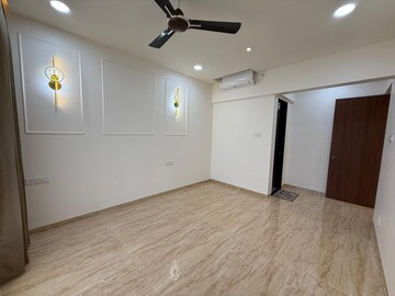 Room in 3 BHK Apartment at VTP Leonara, Mahalunge – for Rent