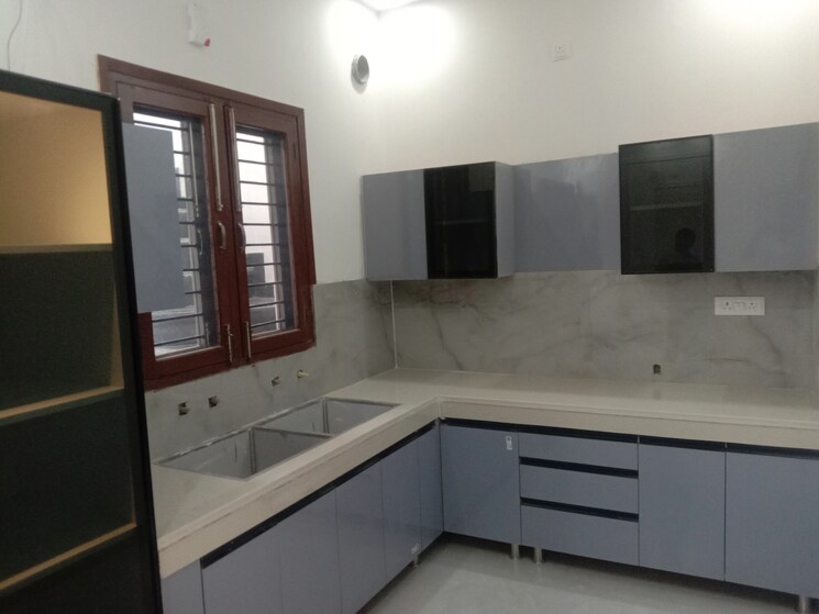 Kitchen, central kharar 4 Bedroom 109 Sq.Yd. Independent House In Central Kharar Chandigarh 9023422