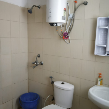 Bathroom in 2 BHK Apartment at Puri Pratham, Sector 84 – for Rent