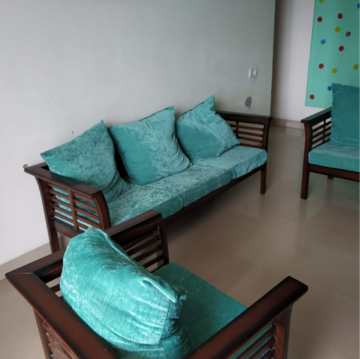 Living Room in 2 BHK Apartment at Puri Pratham, Sector 84 – for Rent