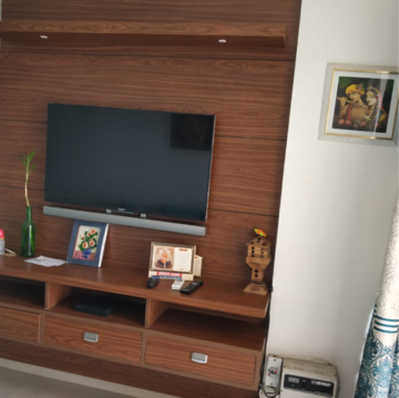 Furnished Amenities in 2 BHK Apartment at Puri Pratham, Sector 84 – for Rent