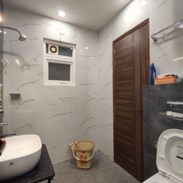 Bathroom in 3 BHK Builder Floor at Puri Kohinoor, Tikawali – for Rent