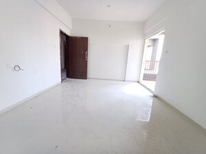 Room in 3 BHK Apartment at Mohannagar CHS, Baner – for Sale