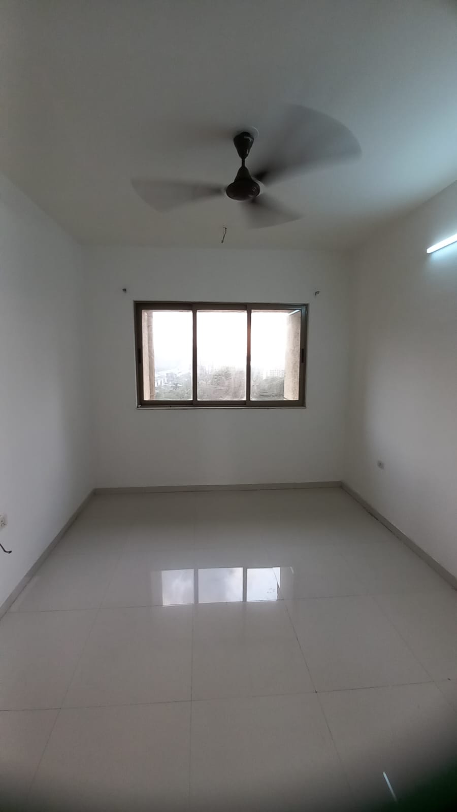 2 BHK + Extra Room Apartment For Rent in Lodha Splendora