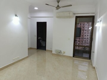 Room in 3 BHK Apartment at Orchid Petals, Sector 49 – for Rent