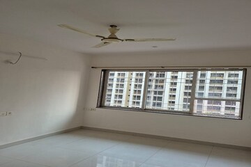 Room in 2 BHK Apartment at Gundecha Altura, Kanjurmarg West – for Rent