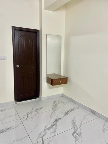 Room in 2 BHK Builder Floor at Lingarajapuram – for Sale