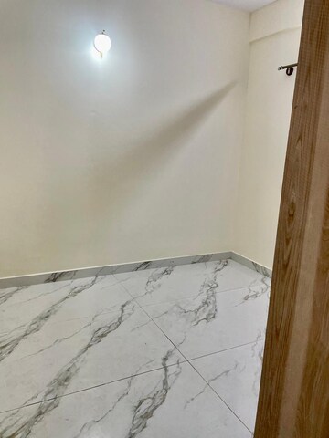 Room in 2 BHK Builder Floor at Lingarajapuram – for Sale
