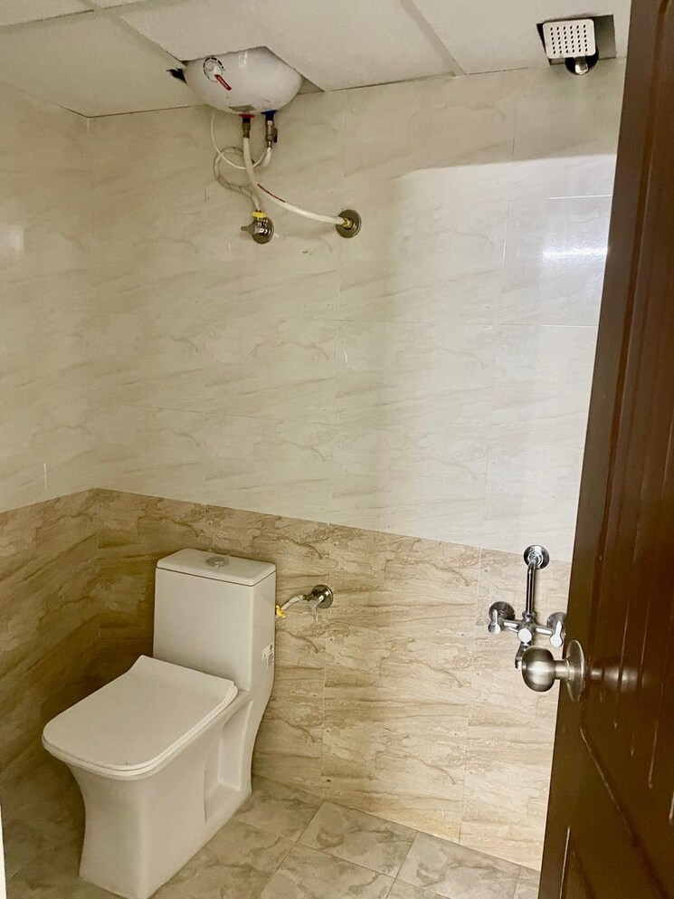 Bathroom, lingarajapuram 2 Bedroom 1100 Sq.Ft. Builder Floor In Lingarajapuram Bangalore 9023485