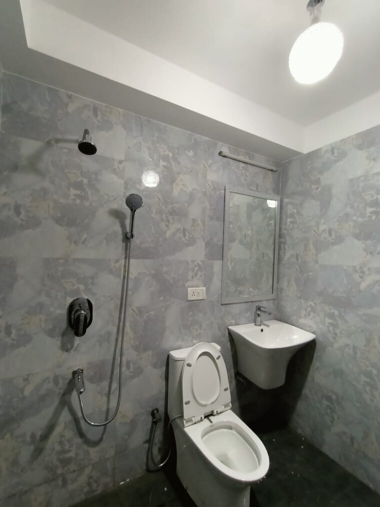 Bathroom, orchid-petals 3 Bedroom 2061 Sq.Ft. Apartment In Sector 49 Gurgaon 9023513