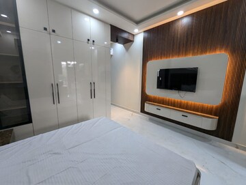 Kitchen in 1 BHK Builder Floor at The Grand, Sector 52 – for Rent