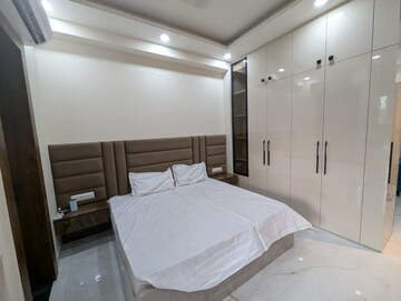 Bedroom in 1 BHK Builder Floor at The Grand, Sector 52 – for Rent