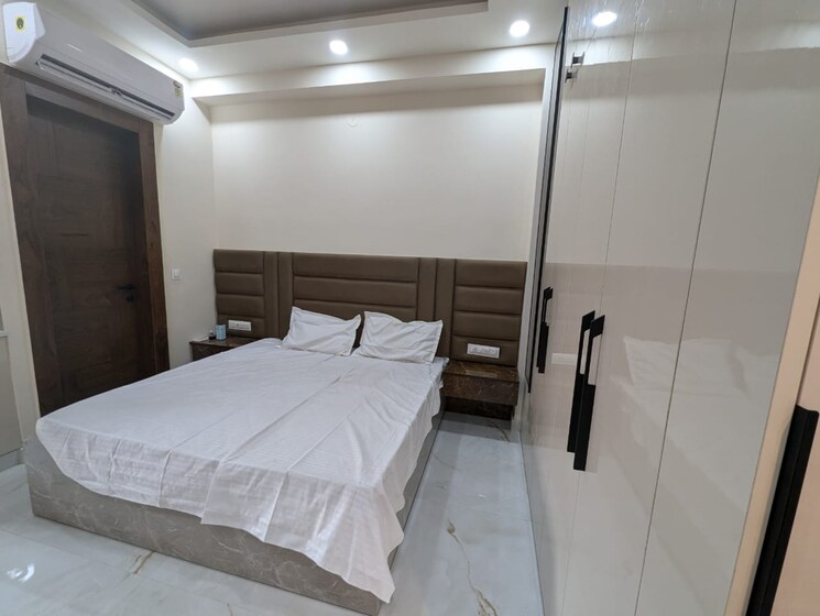 Bathroom, the-grand 1 Bedroom 850 Sq.Ft. Builder Floor In Sector 52 Gurgaon 9023591