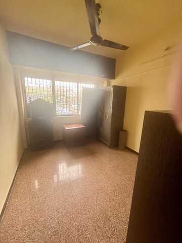 Living Room in 1 BHK Apartment at Jyoti Complex, Goregaon East – for Rent
