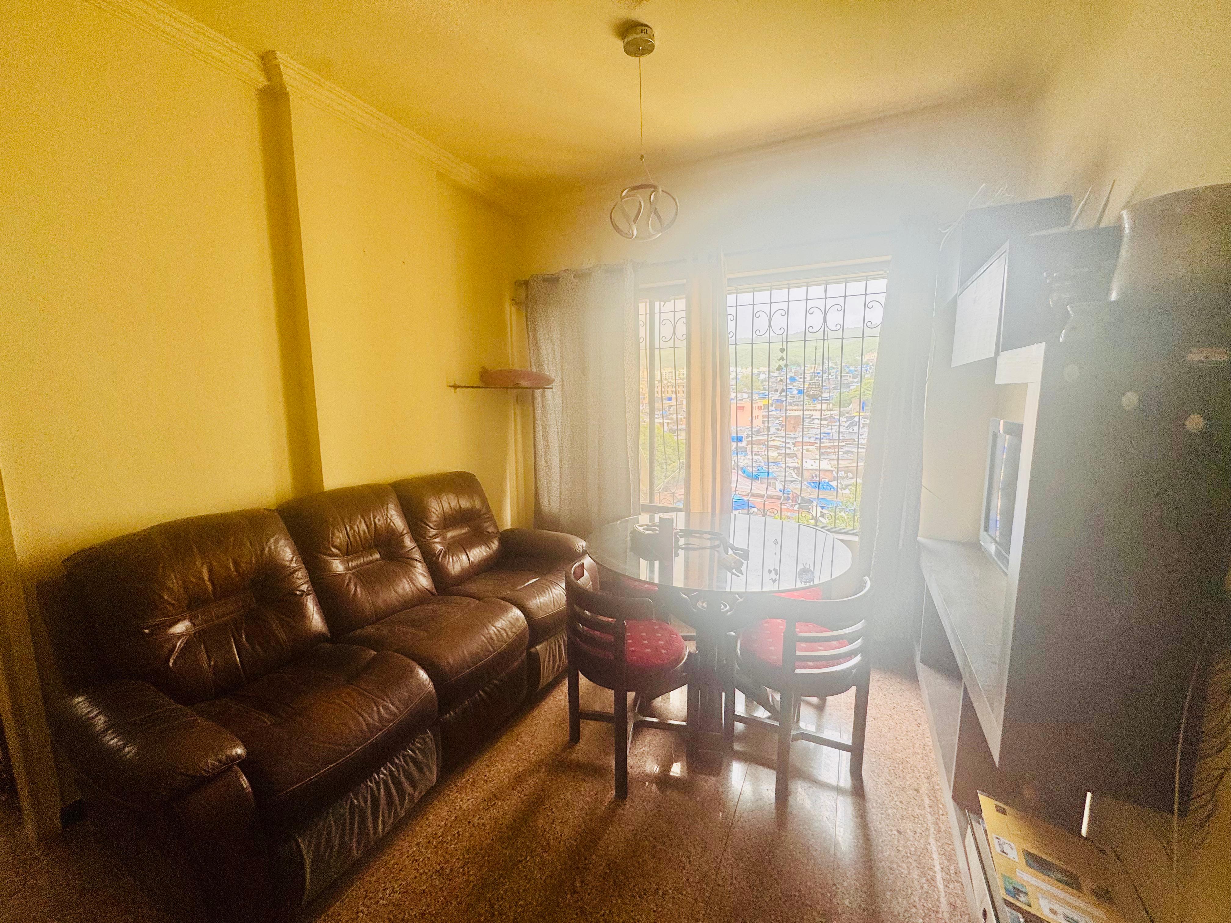 1 BHK 700 Sq.Ft. Apartment in Jyoti Complex