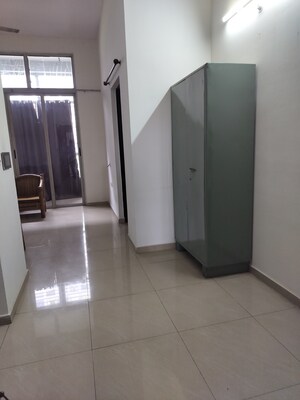 Building Lobby in 1.5 BHK Apartment at Amanora Future Towers, Hadapsar – for Sale