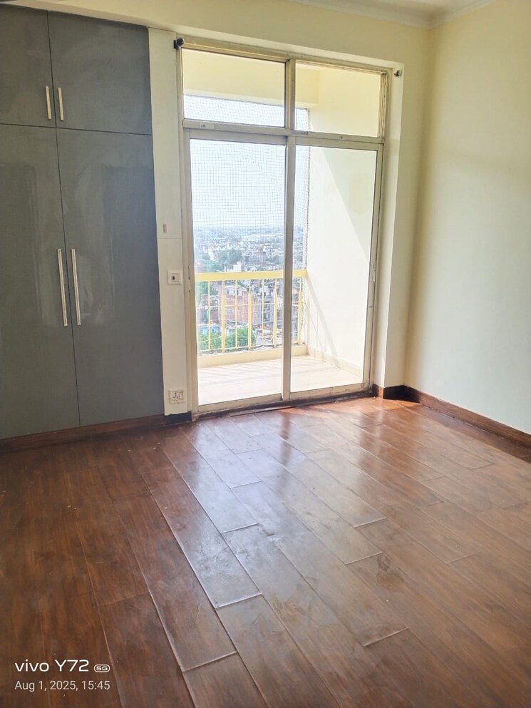 Room, mahagun-mascot-phase-v 2 Bedroom 1230 Sq.Ft. Apartment In Dundahera Ghaziabad 9023672