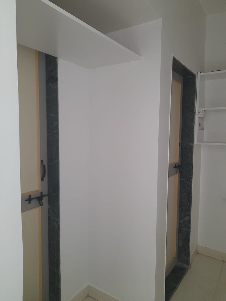 Room, chandrangan-society 1 RK 300 Sq.Ft. Apartment In Ambegaon Budruk Pune 9023707