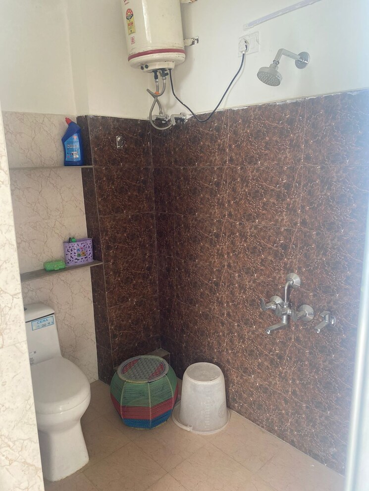 Bathroom, vivekanandapuri 2 Bedroom 1400 Sq.Ft. Independent House In Vivekanandapuri Lucknow 9023711