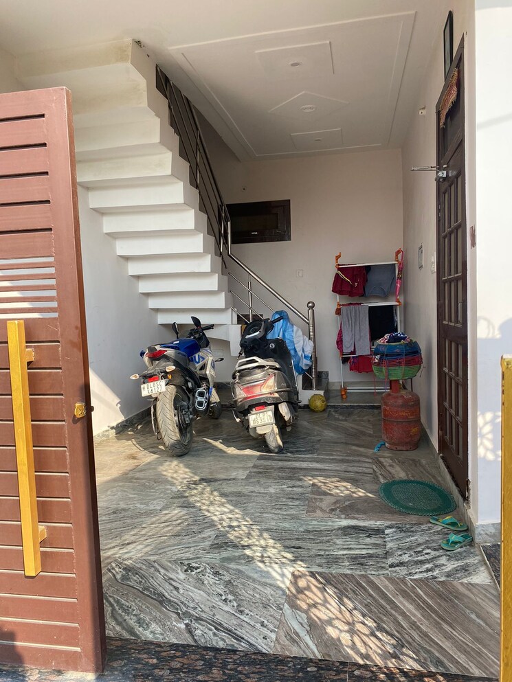 Exterior View, vivekanandapuri 2 Bedroom 1400 Sq.Ft. Independent House In Vivekanandapuri Lucknow 9023711