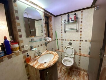 Team Area in 3 BHK Apartment at Brooklyn Hill, Andheri West – for Rent
