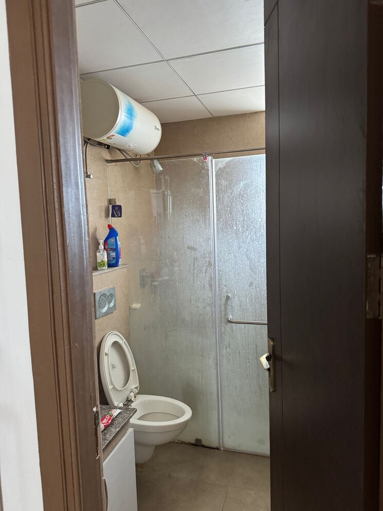 Bathroom, affinity-greens 3.5 Bedroom 1750 Sq.Ft. Apartment In International Airport Road Zirakpur 9023816