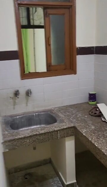 Kitchen in 1.5 BHK Builder Floor at New Ashok Nagar – for Rent