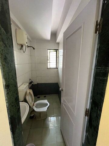 1 BHK Apartment For Rent in Hiranandani Estate Brentford, Ghodbunder Road