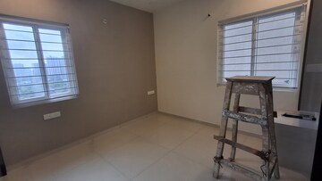 Room in 3 BHK Apartment at Rajapushpa Provincia, Narsingi – for Rent