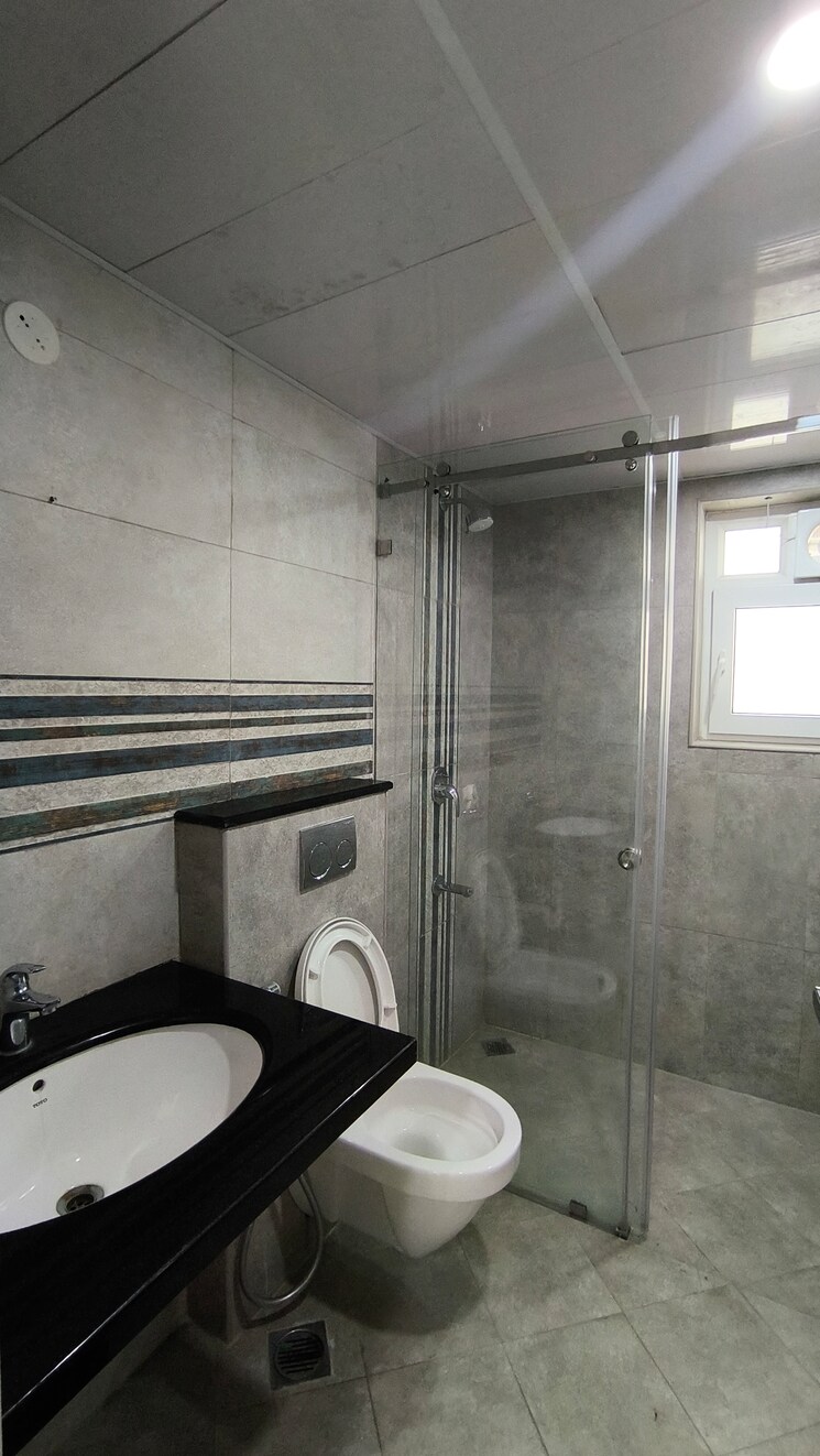 Bathroom, rajapushpa-provincia 3 Bedroom 2660 Sq.Ft. Apartment In Narsingi Hyderabad 9023895