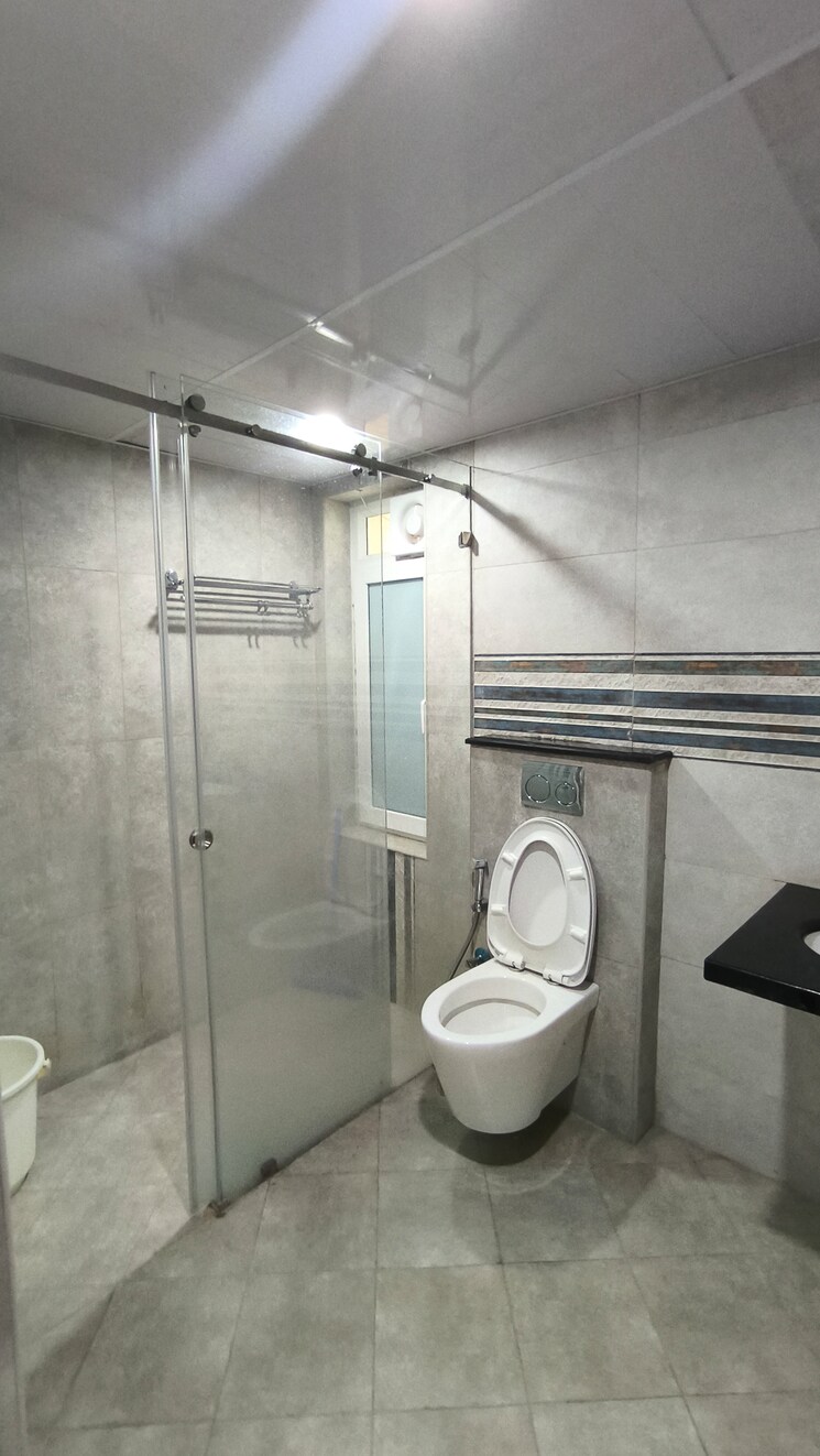 Bathroom, rajapushpa-provincia 3 Bedroom 2660 Sq.Ft. Apartment In Narsingi Hyderabad 9023895